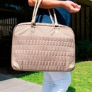 Cartera Para Notebook Kingsons de 15.6" Charol Beige