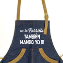 Pechera mujer de mezclilla - reno  "En la parrilla también mando yo"